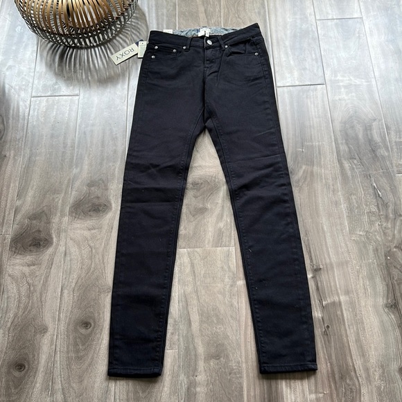 Roxy Denim - 🎁4/$25 - ROXY Suntrippers black skinny jeans - 28W - NEW ☀️